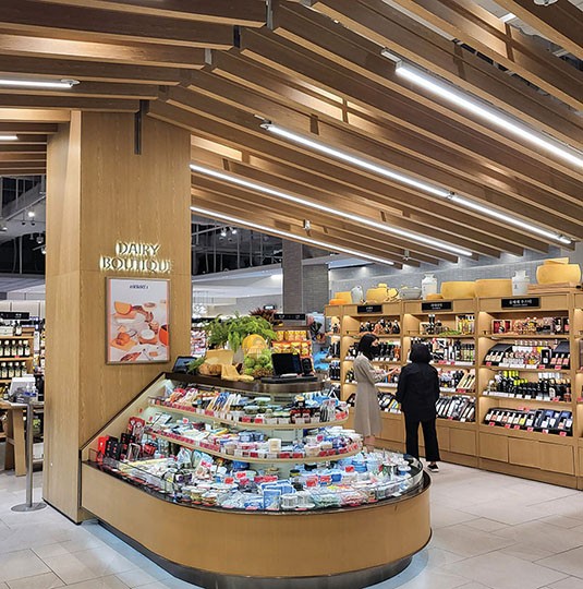 SMT20 Premium Solid Super Matt in a real interior setting